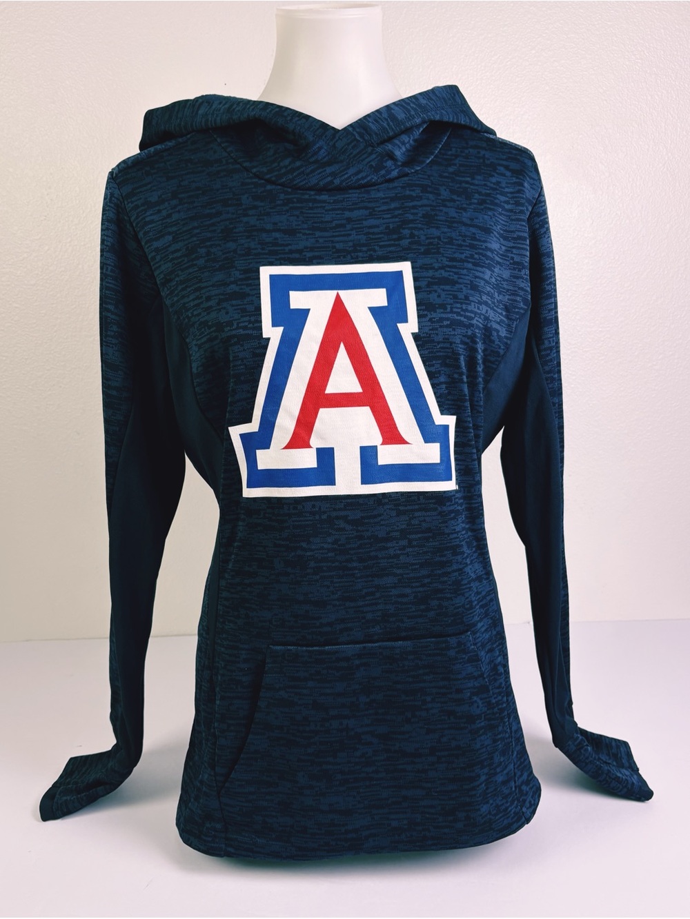 Arizona Wildcats Fanatics Women's Medium Performance Hoodie NCAA